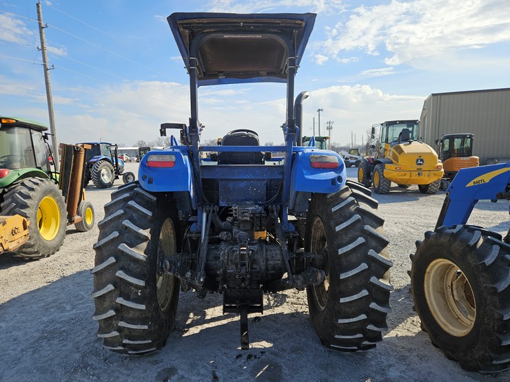 2016-new-holland-ts6.110-image-7