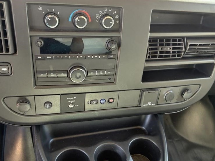 2023-gmc-3500-image-13