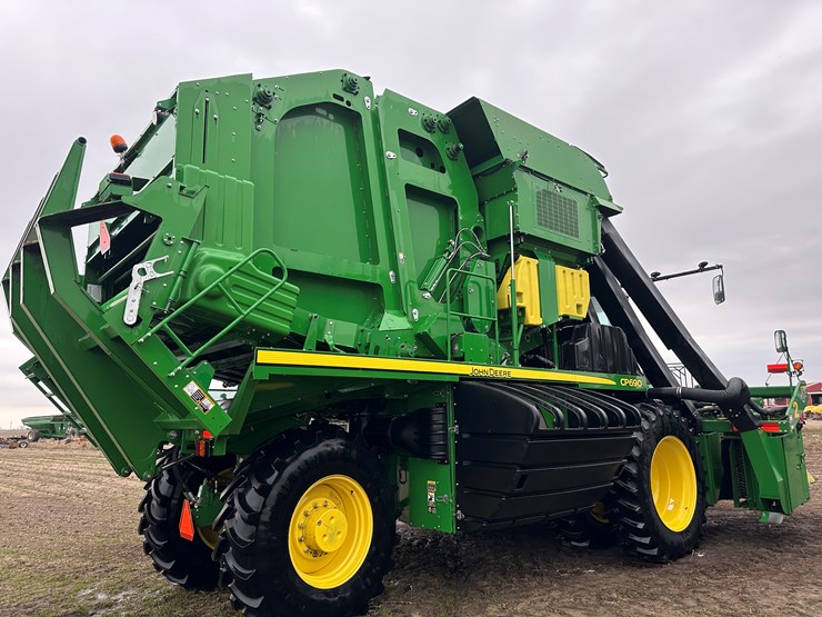 2021-john-deere-cp690-image-3