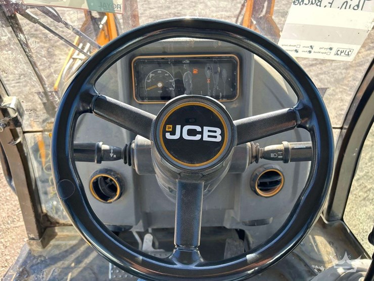 2016-jcb-3cx-image-11
