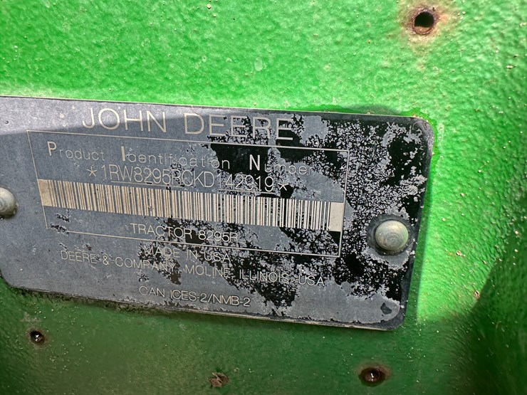 2019-john-deere-8295r-image-75