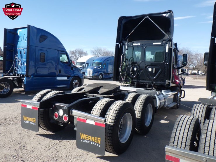 2022-freightliner-cascadia-116-image-7