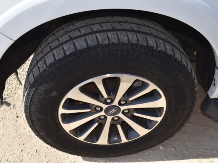 2017-ford-expedition-image-8