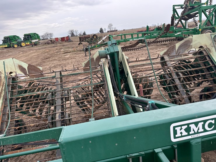 #38830-•-kmc-6-38-peanut-digger-image-39