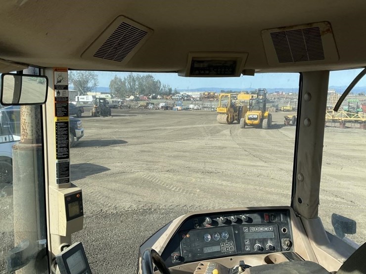 john-deere-8400t-image-26