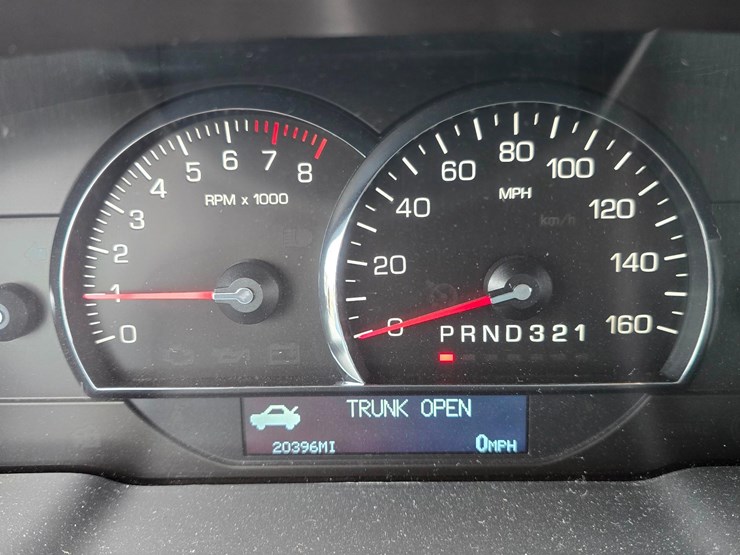 2006-cadillac-superior-6-door-limousine,-ultra-low-20396-miles-image-33