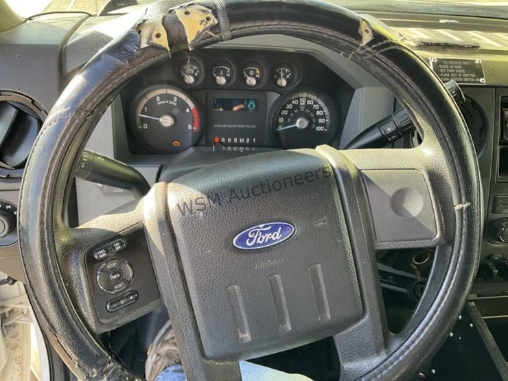 2015-ford-f550-image-19