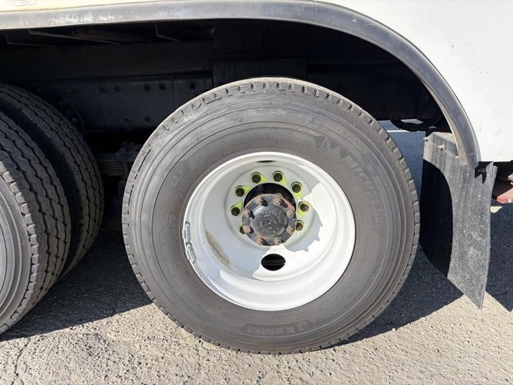 2012-international-workstar-7400-image-5