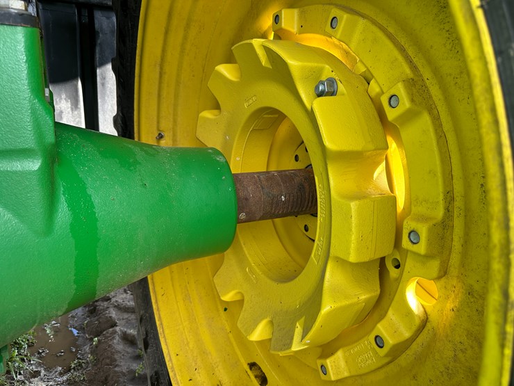 2022-john-deere-8r-280-image-10