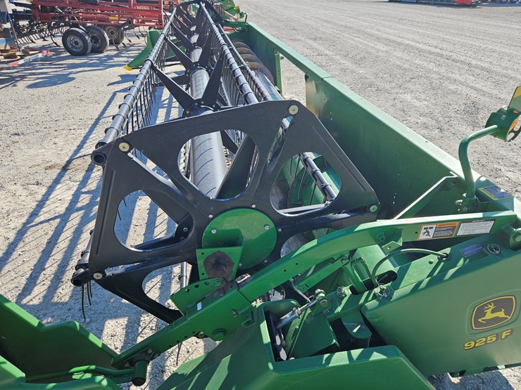 2002-john-deere-925f-image-13