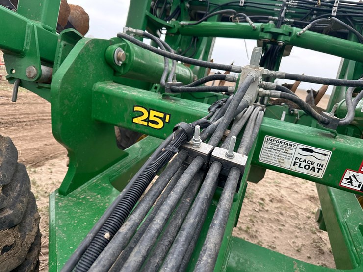 john-deere-2680h-image-37