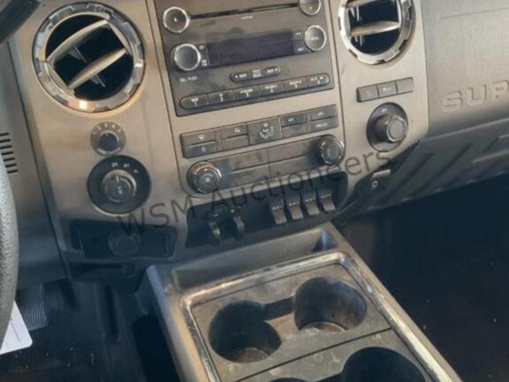 2011-ford-f350-image-19