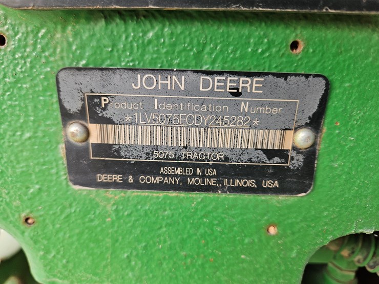 2013-john-deere-5075e-image-9