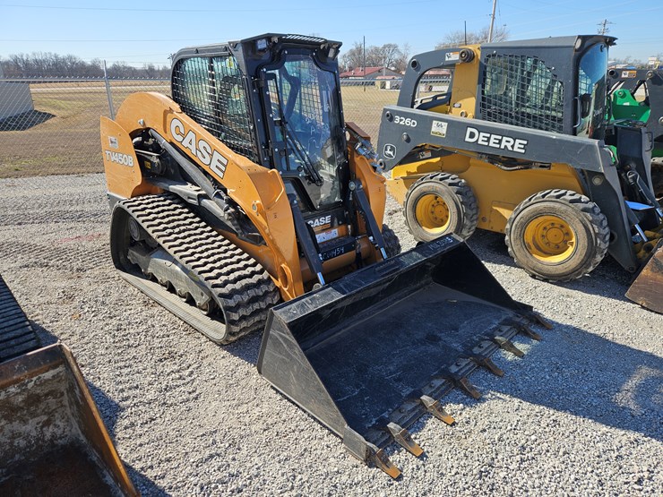 2024-case-tv450b-image-1