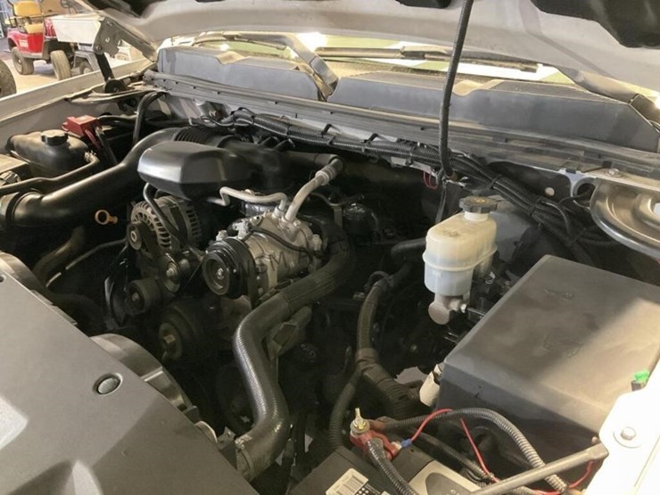 2012-chevrolet-silverado-1500-image-11