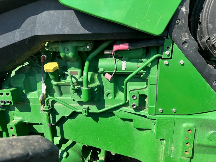 2022-john-deere-8r-280-image-44