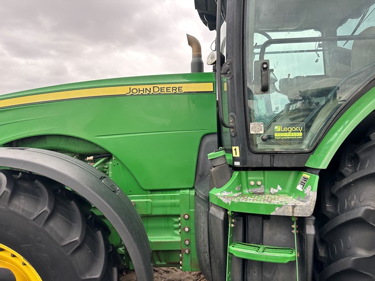 2012-john-deere-8335r-image-35