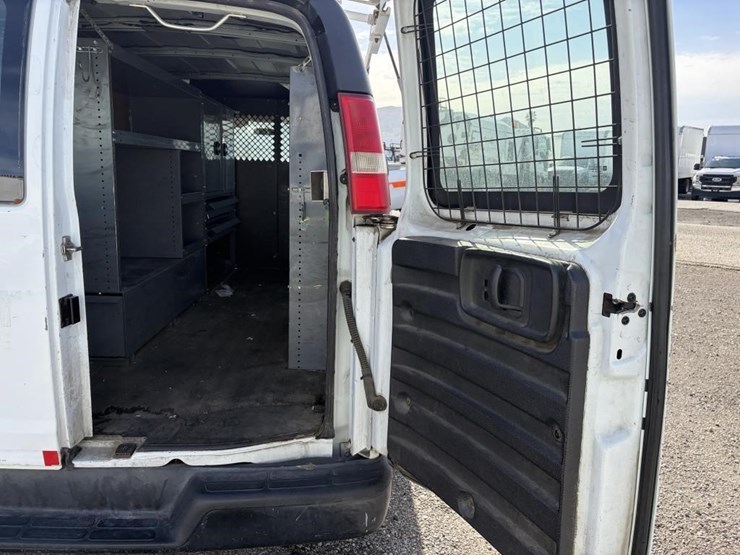 2007-chevrolet-2500-image-12