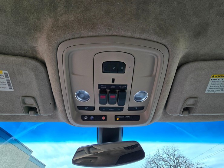 2019-cadillac-xts-stretch-limousine-for-sale,-s-and-s-coachbuilders,-70in,-7731-miles-image-20