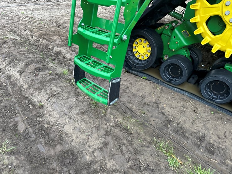 2020-john-deere-s780-image-48