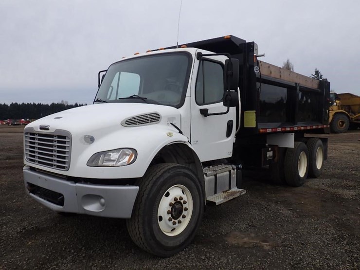 2018-freightliner-m2-15'-t/a-dump-truck-image-1