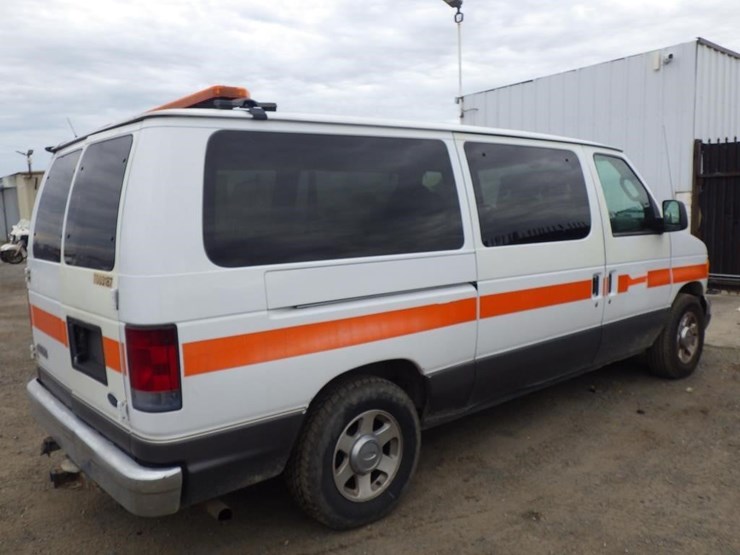 2006-ford-cargo-image-3