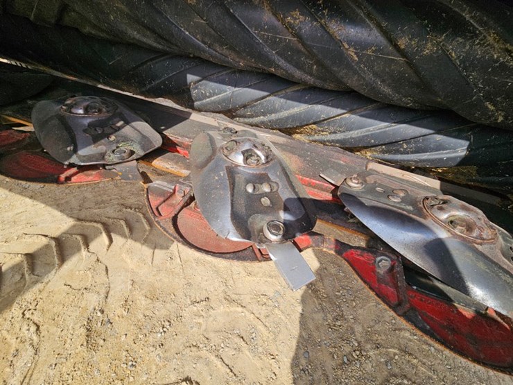 2019-new-holland-313-image-19