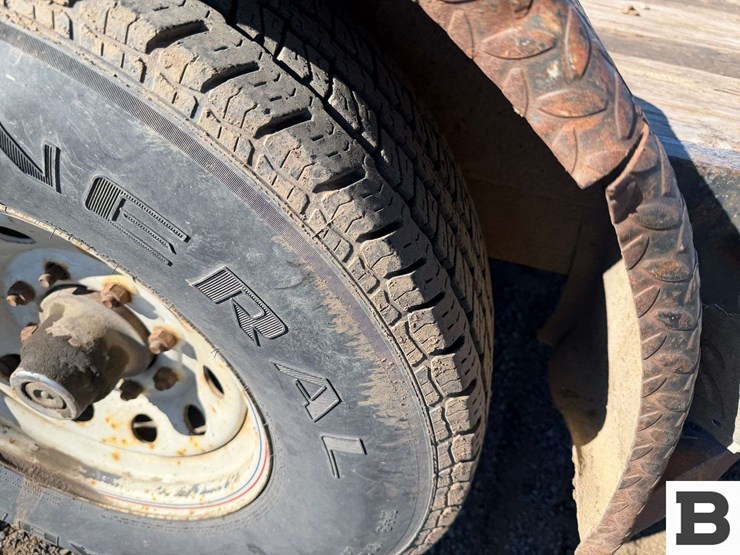 2002-fox-flatbed-trailer-image-15