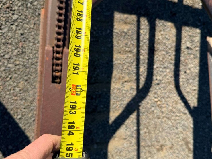 16'-orchard-bin-trailer-image-19