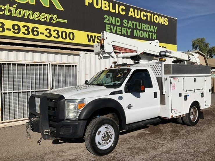 2015-ford-f550-image-2