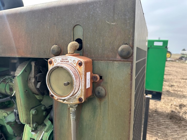 john-deere-4045d-image-13