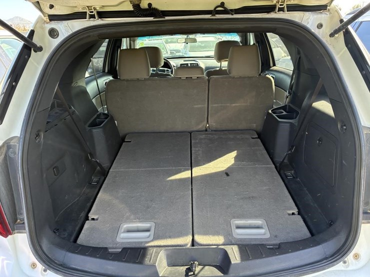 2013-ford-explorer-image-11