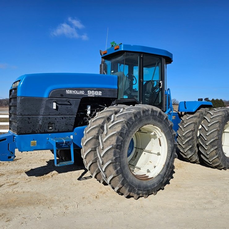 NEW HOLLAND 9682