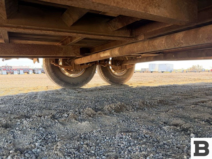 2002-fox-flatbed-trailer-image-19