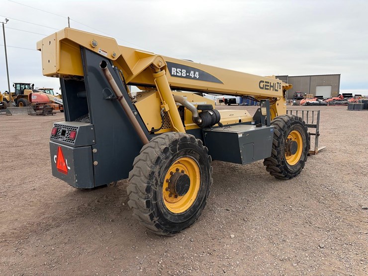 gehl-rs8-44-image-5