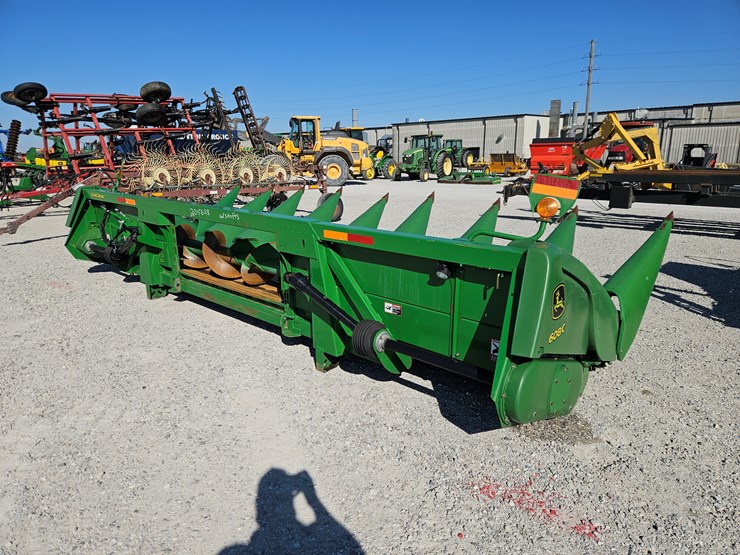 2008-john-deere-608c-image-5