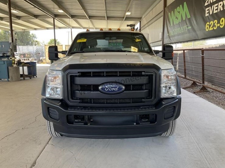 2016-ford-f550-image-3