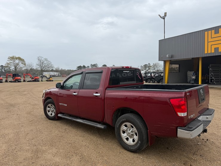 2006-nissan-titan-image-3