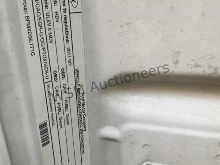 2011-ford-f350-image-13