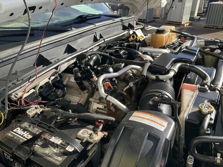 2015-ford-f550-image-15