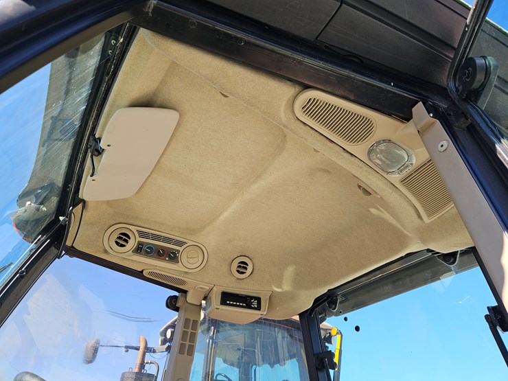 2011-john-deere-5085m-image-6