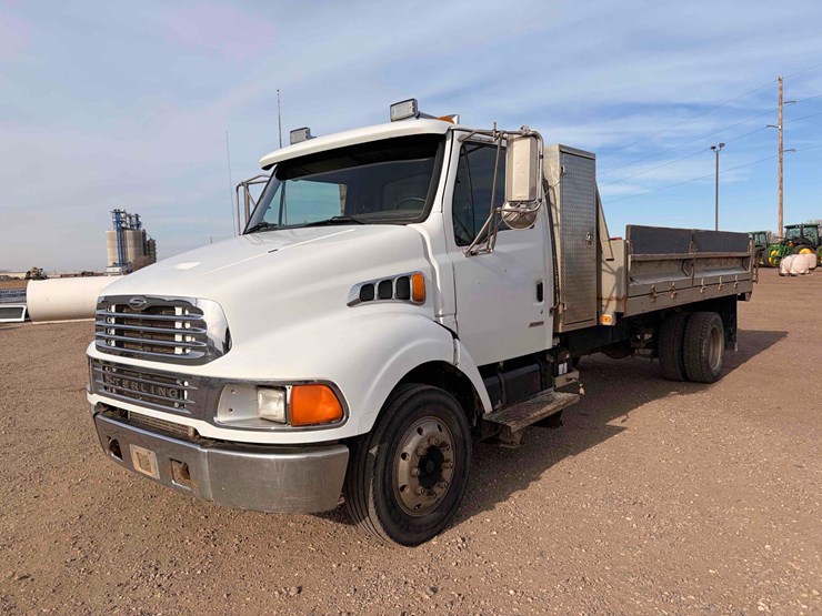 2001-tk-sterling-m5500-chassis-image-1