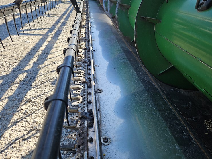 2005-john-deere-625f-image-12