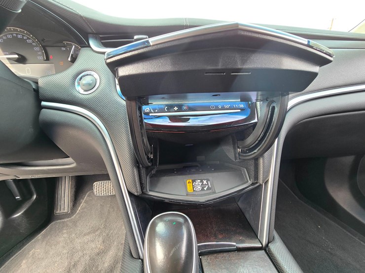 2019-cadillac-xts-stretch-limousine-for-sale,-s-and-s-coachbuilders,-70in,-7866-miles-image-31