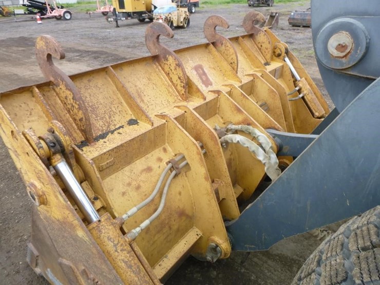 2005-deere-624j-image-20