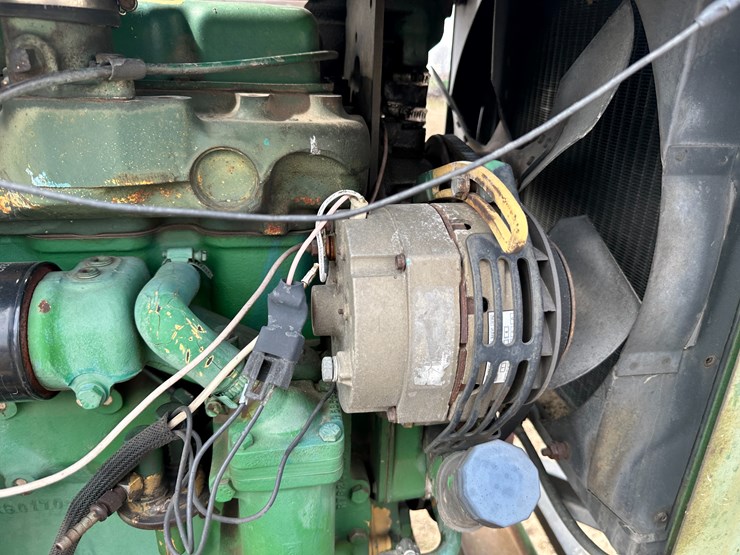 john-deere-4045d-image-23