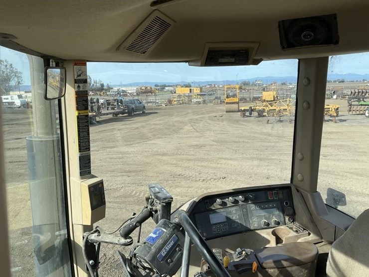 john-deere-8410t-image-26