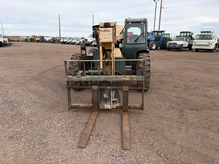 2016-gehl-rs8-42-image-2