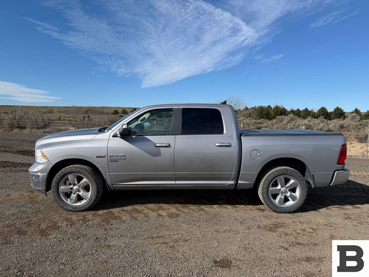 2019-dodge-1500-image-2