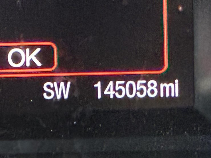 2016-ford-explorer-image-17